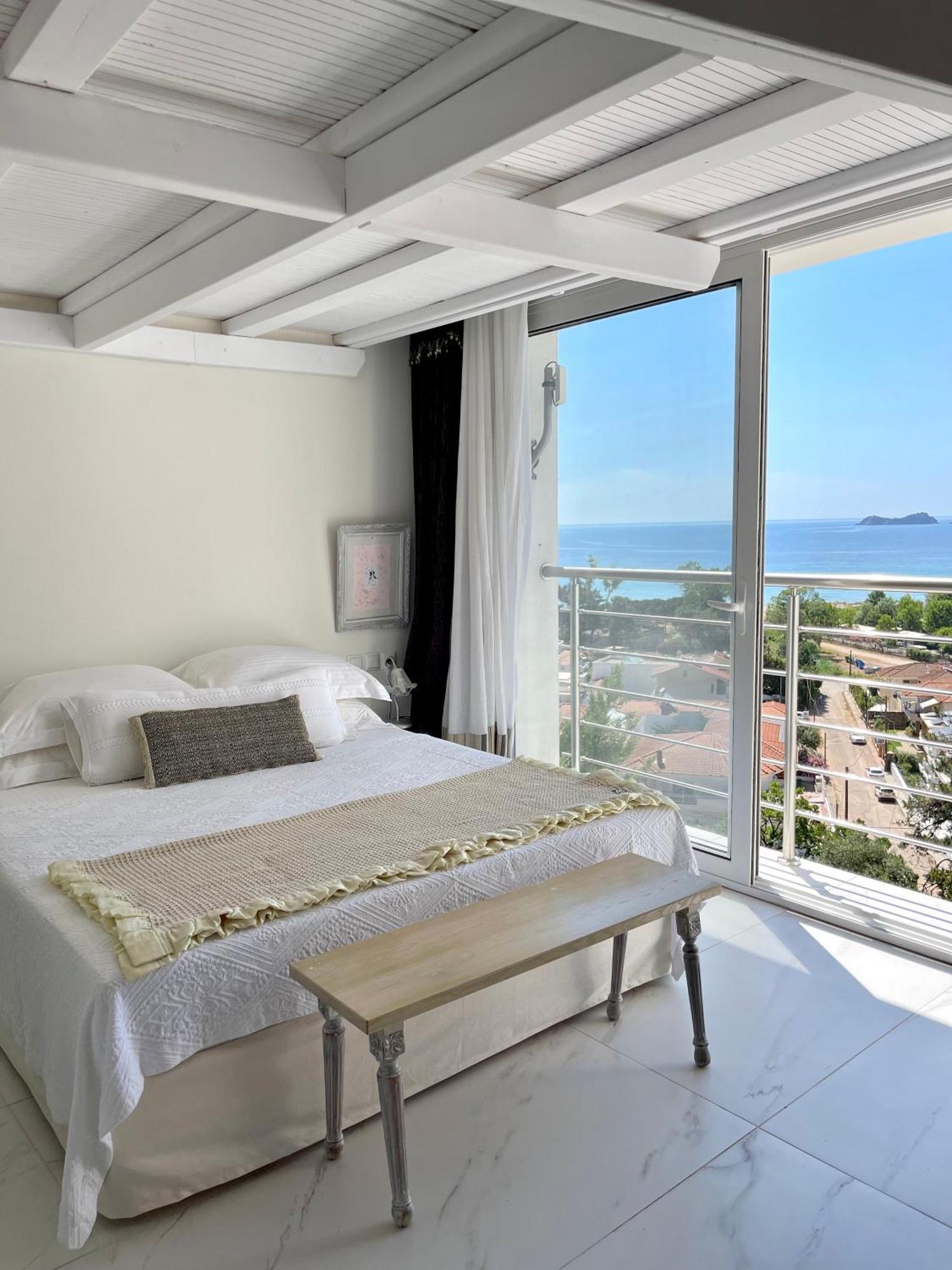 Mare Monte Small Boutique Hotel Chrysi Ammoudia Buitenkant foto